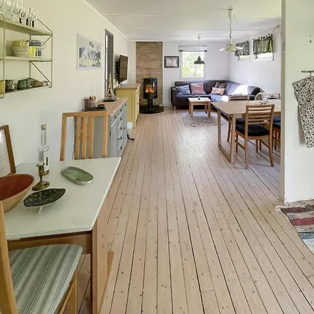 3 Bedroom Cozy In