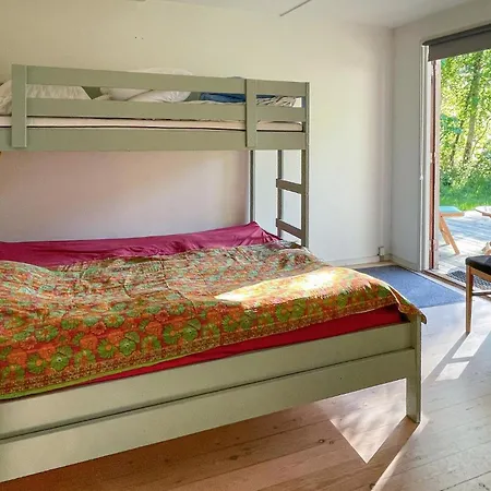 3 Bedroom Cozy In Casa de Férias