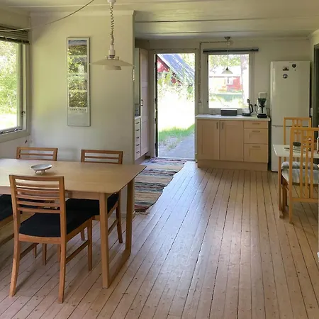 3 Bedroom Cozy In *